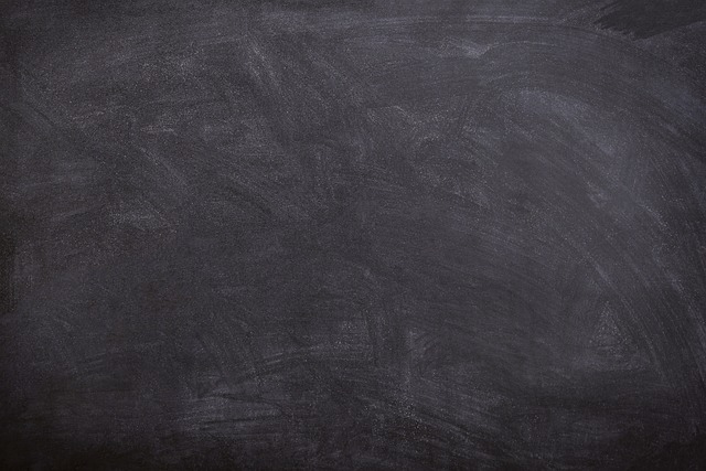 Czym różni się szkoła współczesna od dawnej? Czym różni się szkoła współczesna od dawnej?