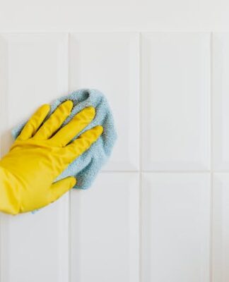 Jaka jest rola sprzątaczki biurowej